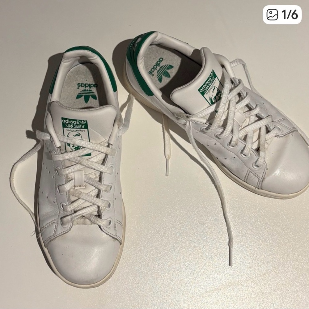 Classic Stan Smith Adidas White and Green Shoes Size 4.5 Youth or 6.5 Women’s